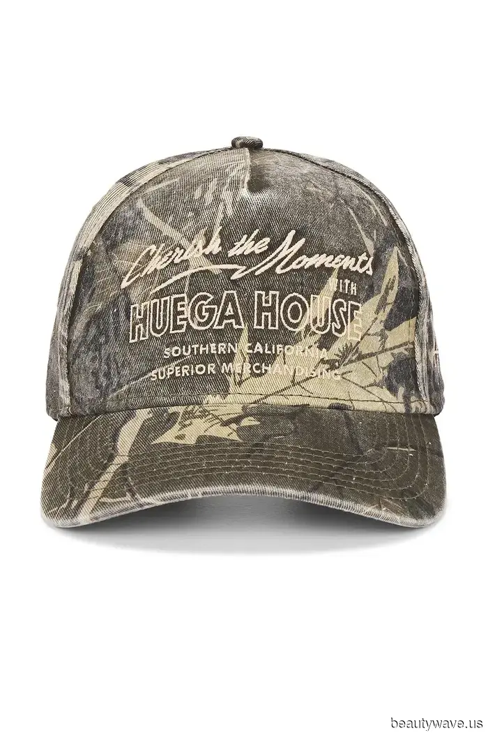 How to Style a Tube Top This Summer for a Chic, Modern Look