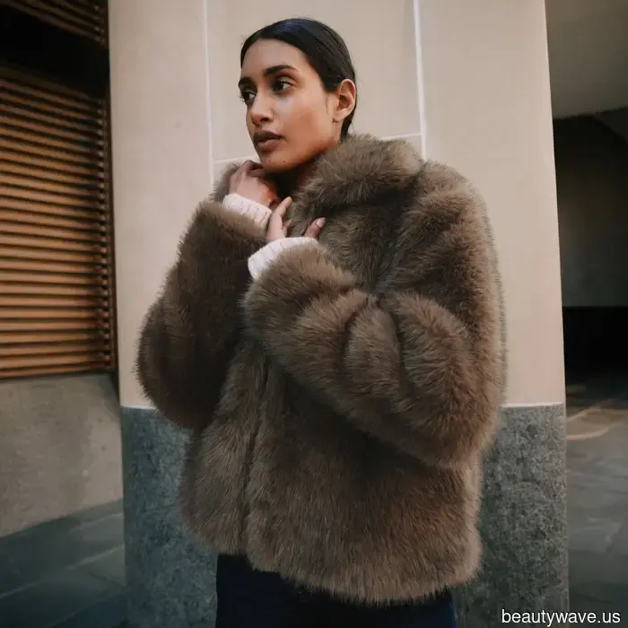 I went outfit spotting in London—these five impeccably stylish and cozy looks impressed me.