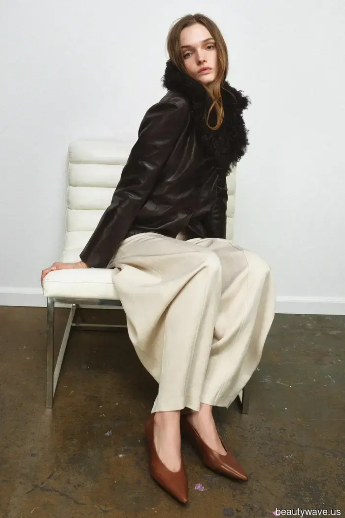 Believe It or Not, Your Most Stylish Designer Heels Pair Best with This Casual Jeans Trend.