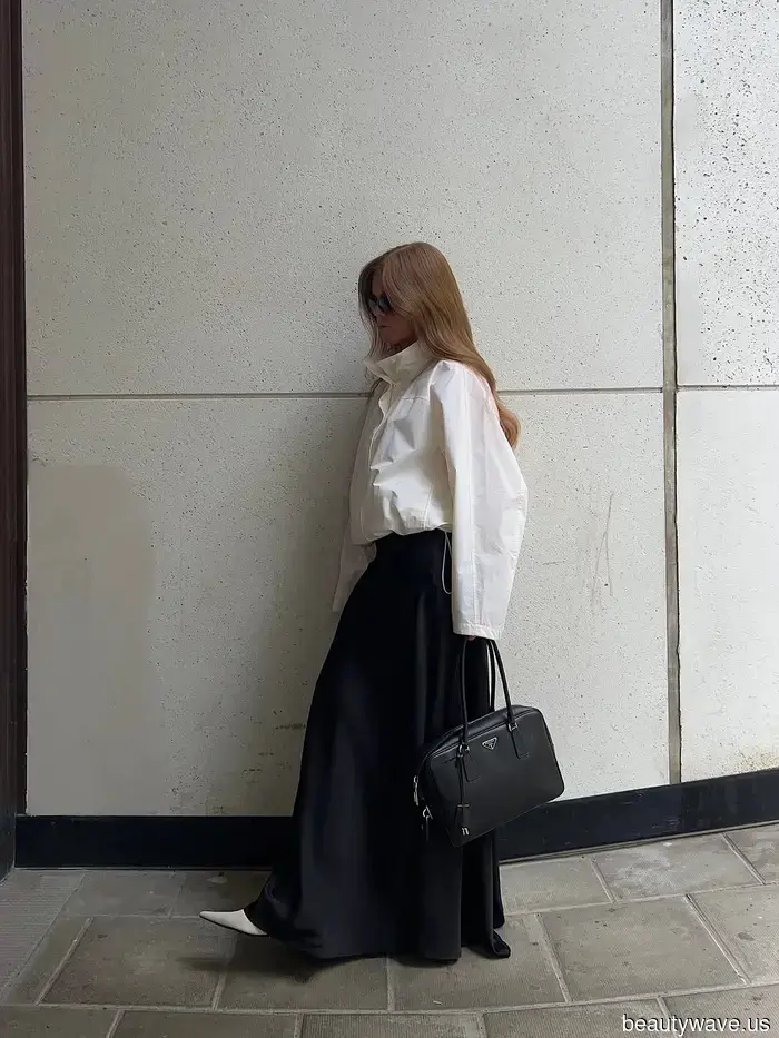 Just so you know: Currently, every fashion enthusiast is opting for this beautiful shoe color rather than black.