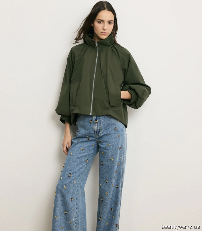 The Most Stylish It Girls (and It Boys) Are Now Adopting "Personality Dressing" Over a Standard Look.