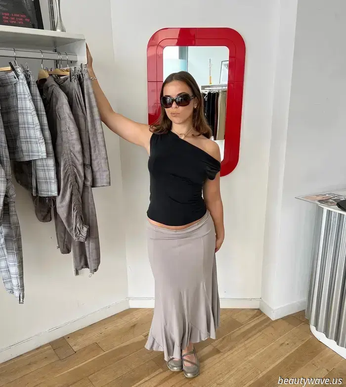 I’m Replacing My Crewneck Tees with These 7 Elegant Neckline Styles.
