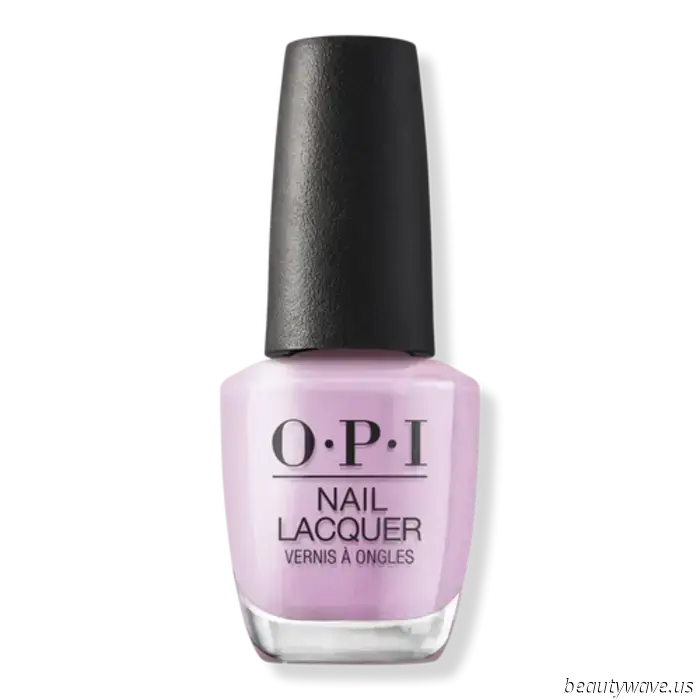 No amarillo mantequilla, no rosa translúcido: el color de uñas más soñador para lucir en verano, según Rihanna y Selena