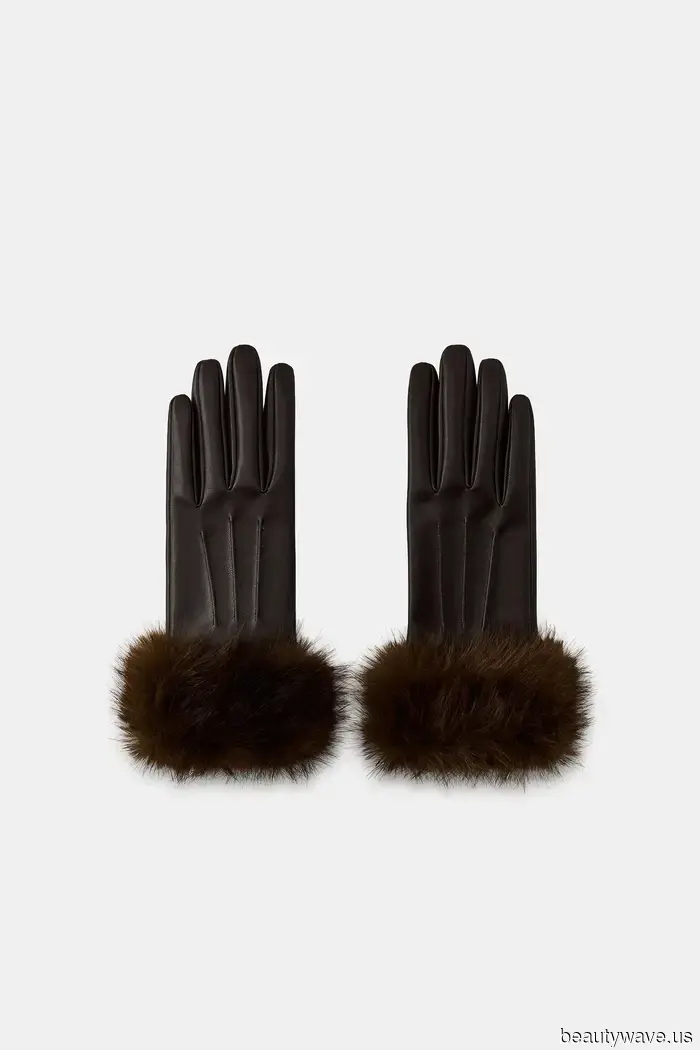 Los 3 trajes de Navidad más populares de la Princesa Diana