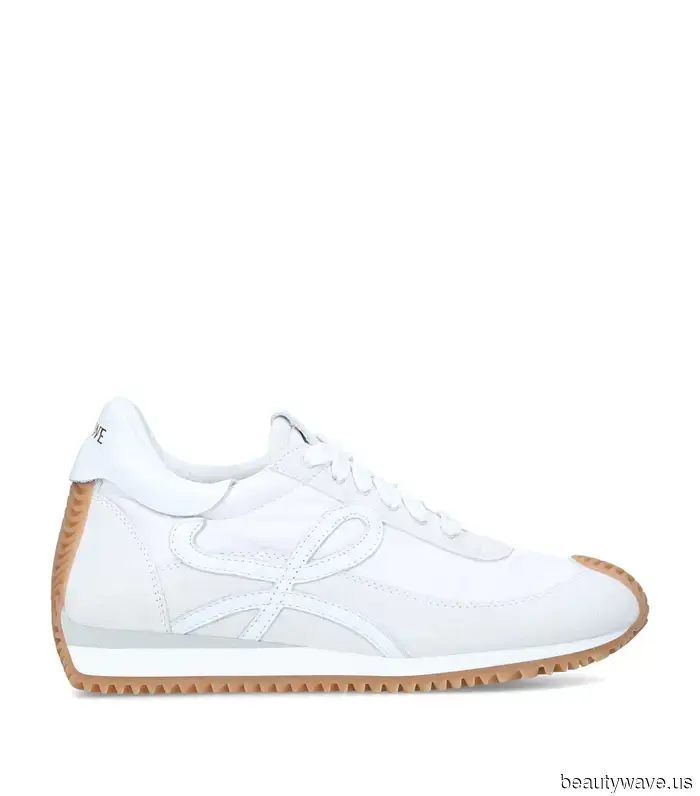 Farewell, Sambas—In 2026, It Girls Will Only Combine These 5 Trainers with Leggings