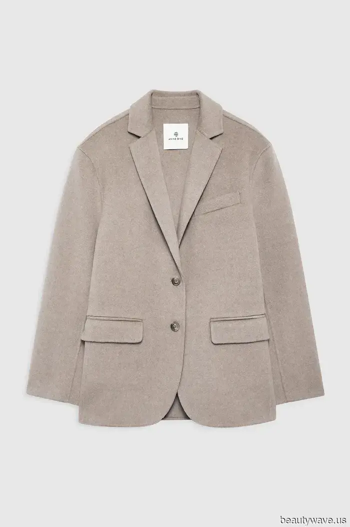 The Stylish Methods Everyone Will Don Leggings in 2026