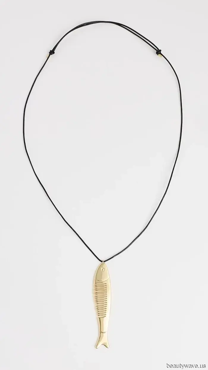 The 2026 Jewelry Trends That It Girls Are Donning to Elevate Their Summer Outfits Significantly
