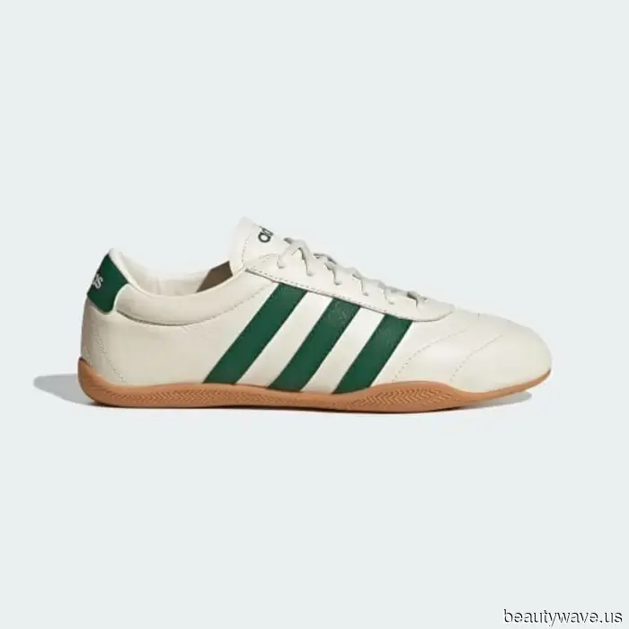 Gesichtet am JFK Flughafen: Die Anti-Trend Sneakers, auf die Olivia Wilde bei Langstreckenflügen schwört