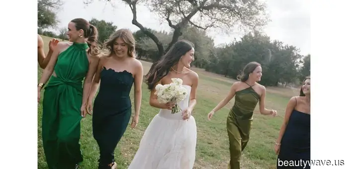 An Elegant Barbecue Feast and a Danielle Frankel Gown Create the Atmosphere for This Fashion Editor's Wedding in Texas.