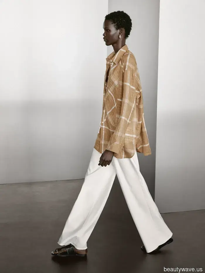 Thanks to the Olsen Twins and fashionable European influencers, everyone is now rushing to purchase this 30-year-old shirt trend for the winter season.