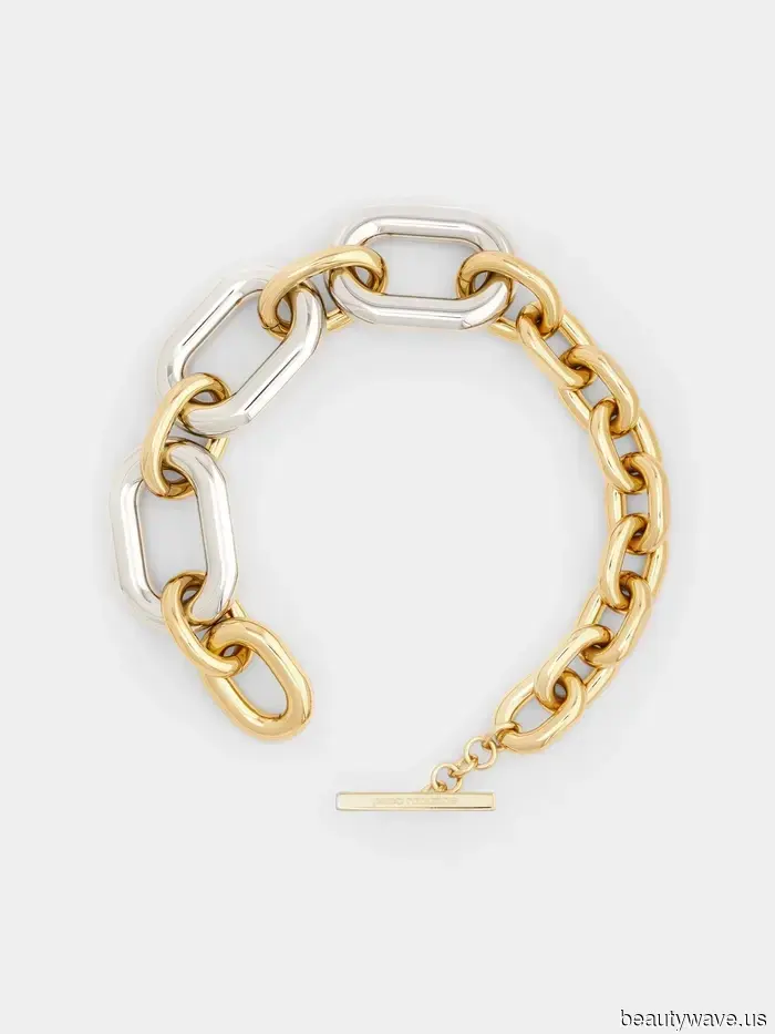 Trust Me: I'm a Stylist—These 5 Surprising Accessories Will Trend in 2026