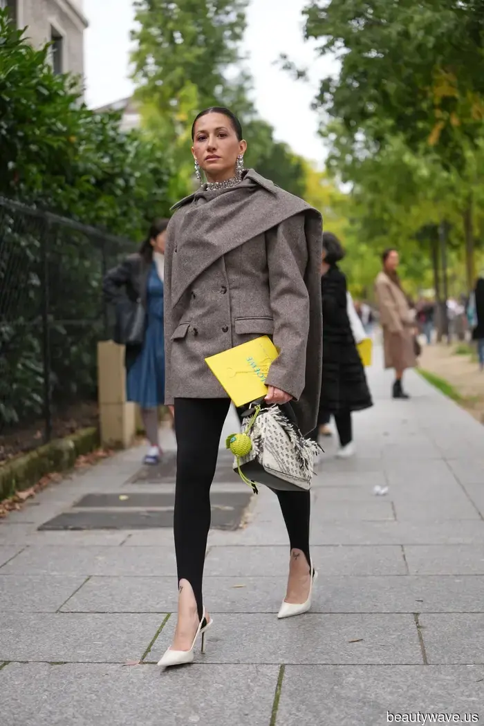 Throughout Paris Fashion Week, everyone was pairing leggings with this shoe trend, and I'm making a note of it.