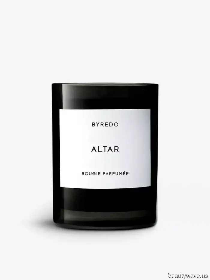 I'm a Makeup Artist on I'm a Celeb with No Time but a Perfect Score Bedside Beauty Routine—Here Are All the Details.