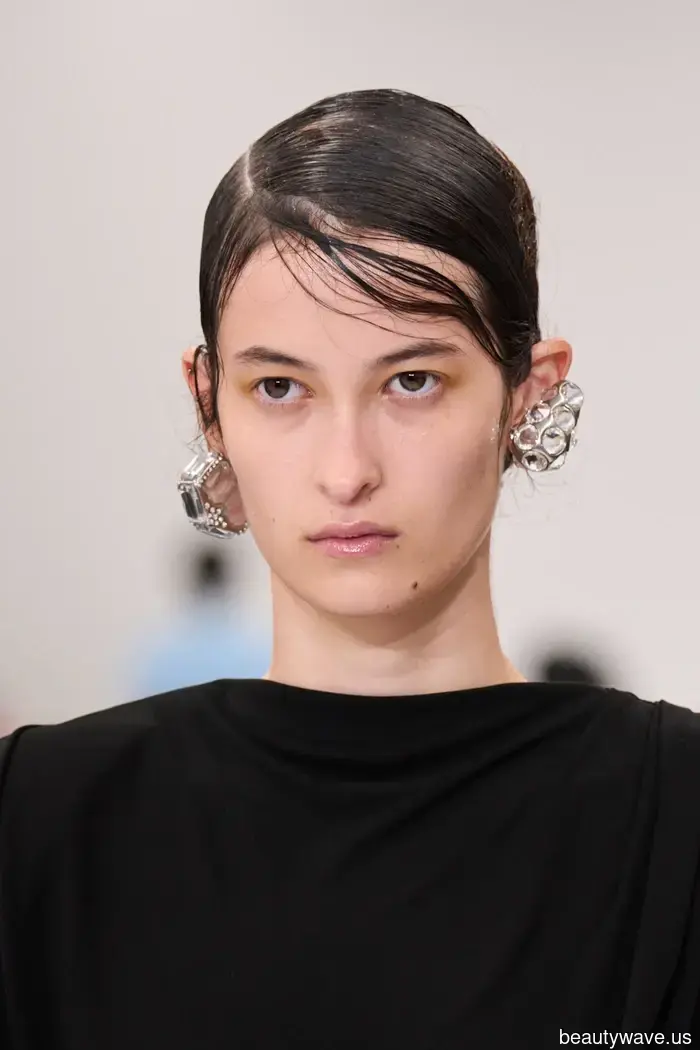 5 Jewelry Trends I'm Investing In This Summer to Elevate My Simple Outfits and Make Them Look Chic and Luxurious