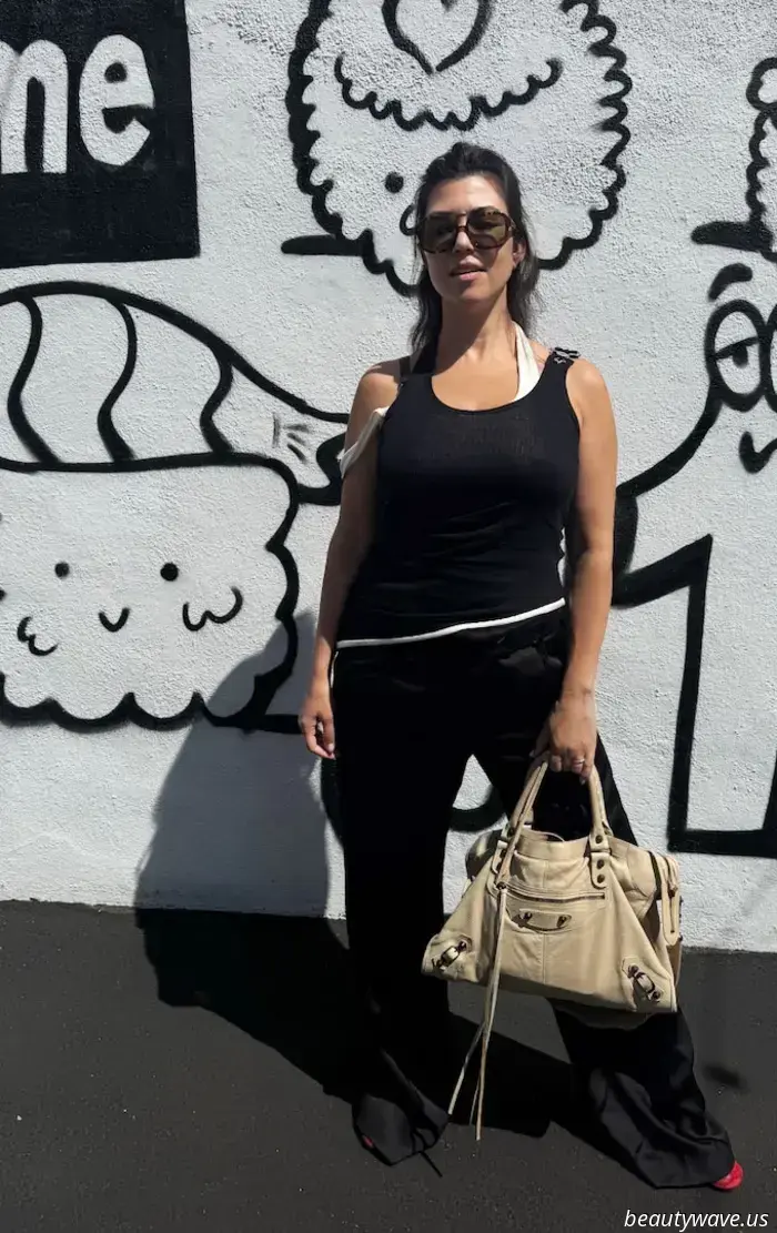 Kourtney Kardashian e Ashley Olsen concordano: questa borsa resiste a tutti i cicli della moda