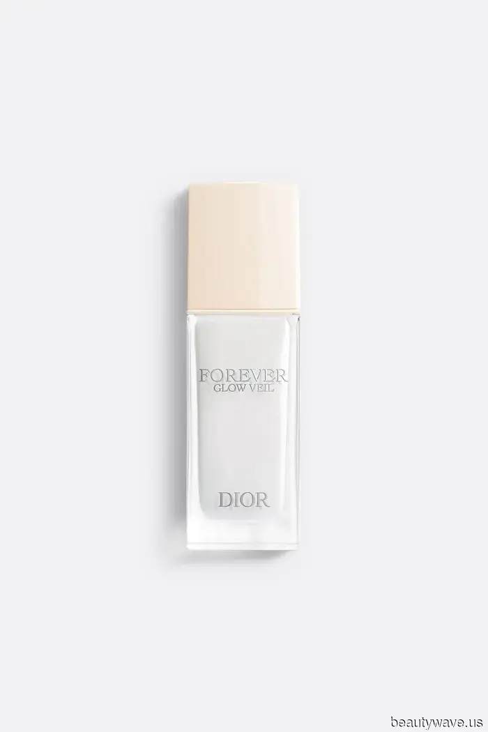 I have dry skin—this is the product recommended by experts that helps my makeup look stunning.