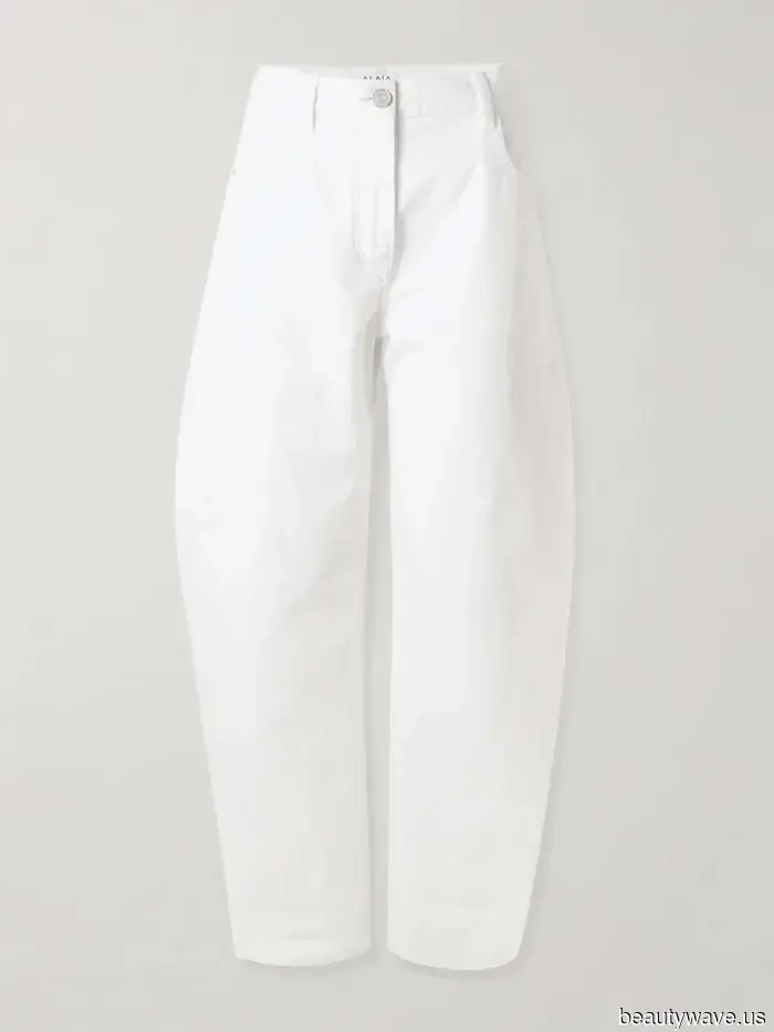 I Can Tell You’re Fashionable If You Match Your White Jeans With Any of These 6 Shoe Colors