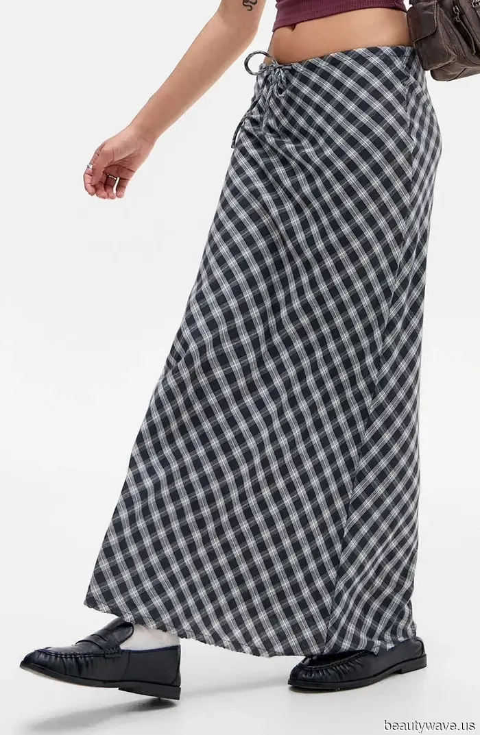 Si quieres lucir elegante y rica este invierno, asegúrate de tener esta tendencia de pantalones que no son de mezclilla.