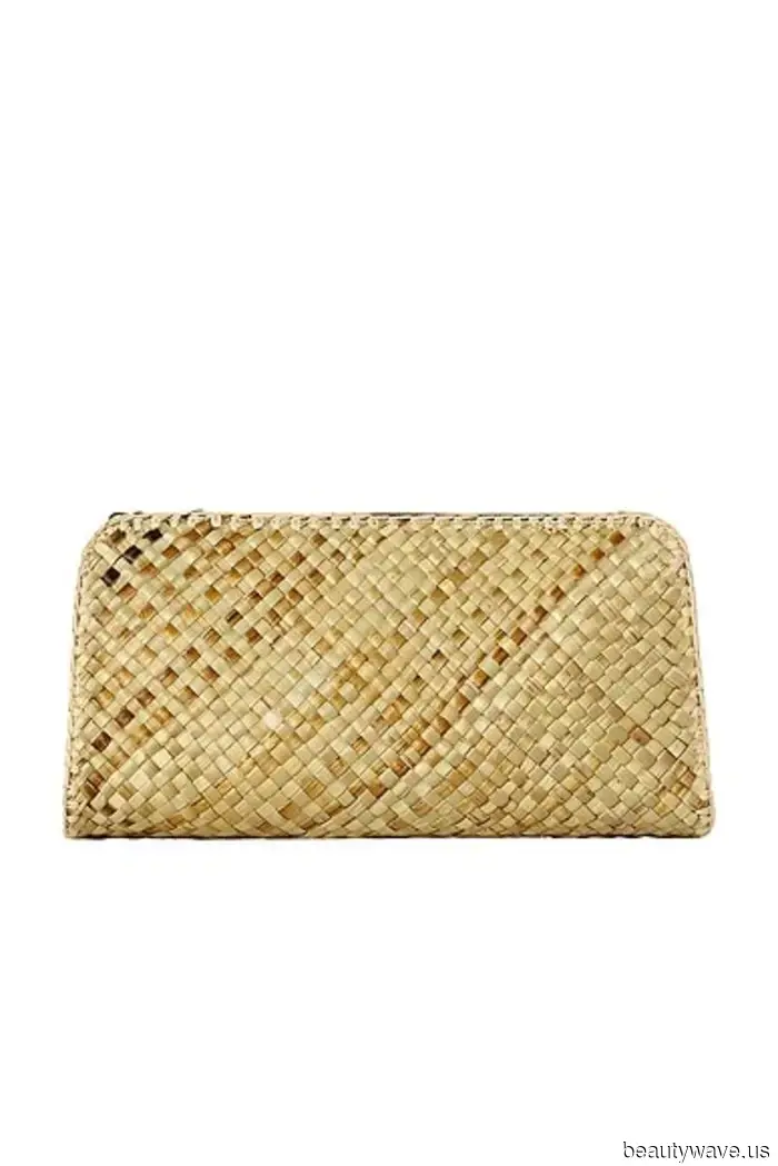 The editors at Who What Wear shared their top 25 fashion discoveries for this month.