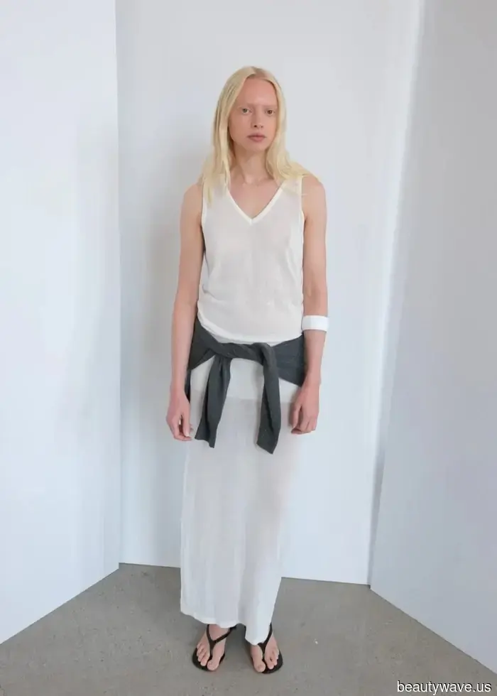 Estoy obsesionada con esta elegante marca de L.A.&mdash;Estos son los básicos atemporales de menos de $200 que estoy mirando.