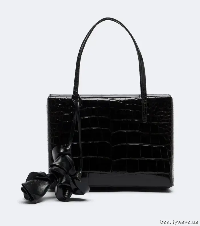 I Inquired with 6 Fashion Insiders for Their Ideal Autumn Wish Lists—Here’s What They Shared with Me.