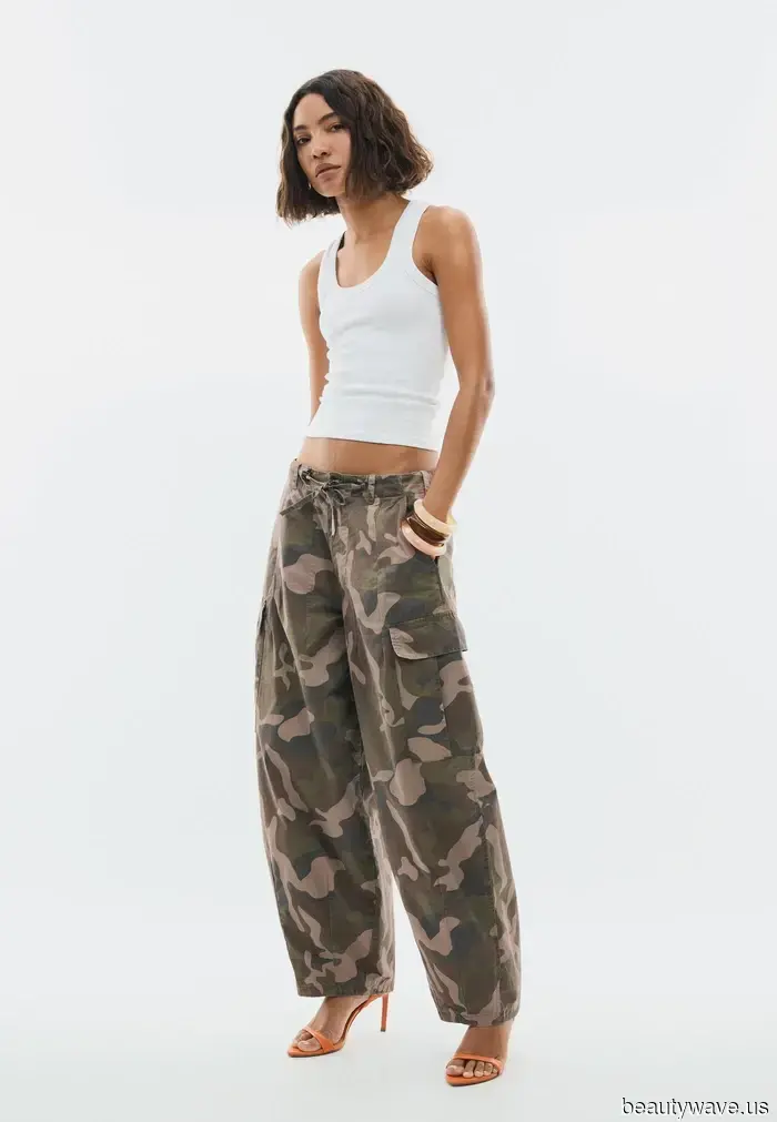 Alexa Chung Recently Donned the Anti-Jeans Trend That I Didn't Anticipate Seeing Her In.