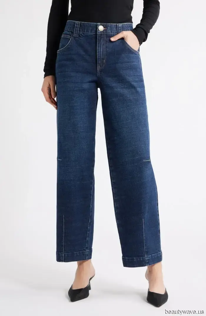 I’ve just discovered *the* denim trend that Parisian women are sporting with kitten heels.