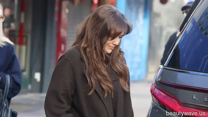 Я только что вернулся из Нью-Йорка, и все носили именно этот тренд пальто.