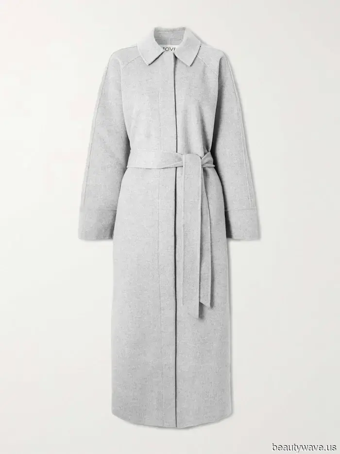 Ovunque guardo, gli europei alla moda indossano questo unico maglione con jeans, gonne e pantaloni.