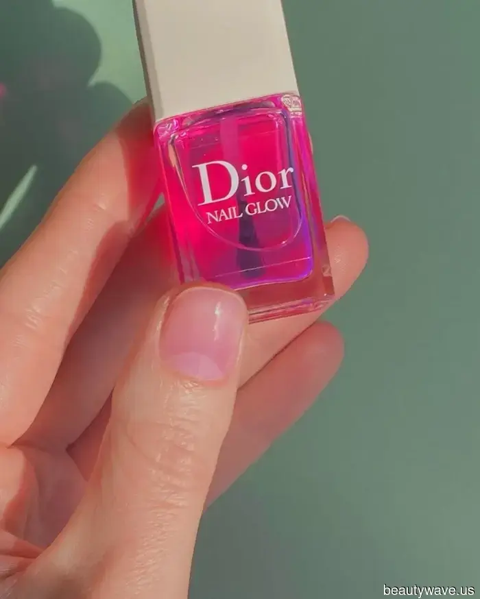 Clásico, elegante y eternamente atemporal&mdash;Este color de uñas es el más chic de todos los tiempos