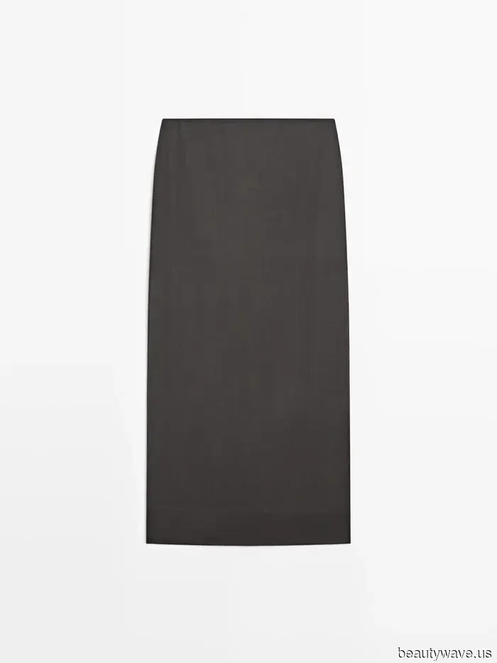 The Most Disputed Skirt Trend of Summer 2026 Is Also the Most Beautiful