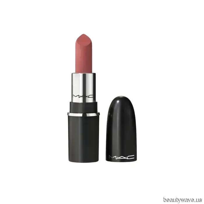 Hailey Bieber me ha convencido de usar lápiz labial marrón de nuevo&mdash;Estos son los tonos que realmente recomendaría.