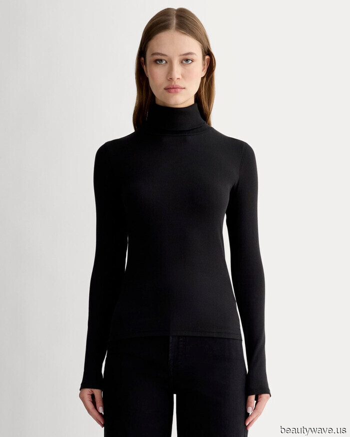 Это спорно (я знаю), но частые модные флайеры клянутся в этом джинсовом наряде для долгих рейсов.