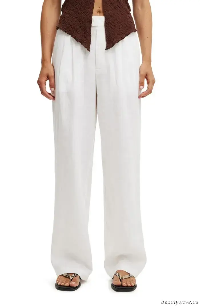 Is it just me, or are all the trendy girls now combining ballet flats with this anti-denim pant trend?