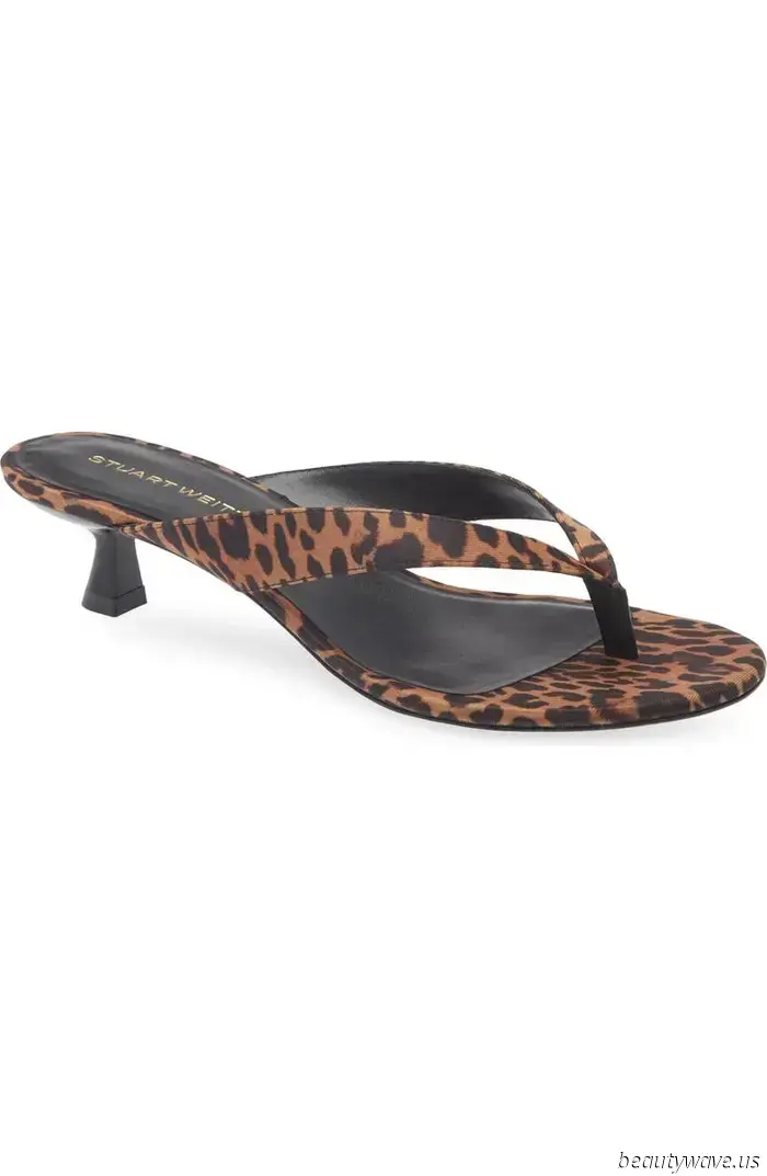 To achieve a stylish fashion-forward look, pair this shoe trend with cropped pants.