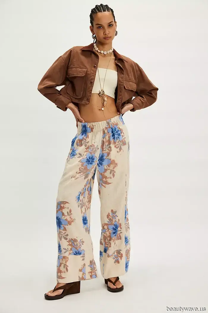 JLaw Just Styled The Row's Popular Flip Flops with a Jeans Alternative Trend I Never Thought She Would Adopt.