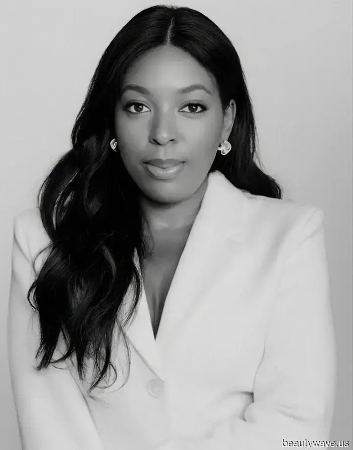 A Experienced Fashion Editor Enters H&M—Here Are the Specific Items She's Taking Home.