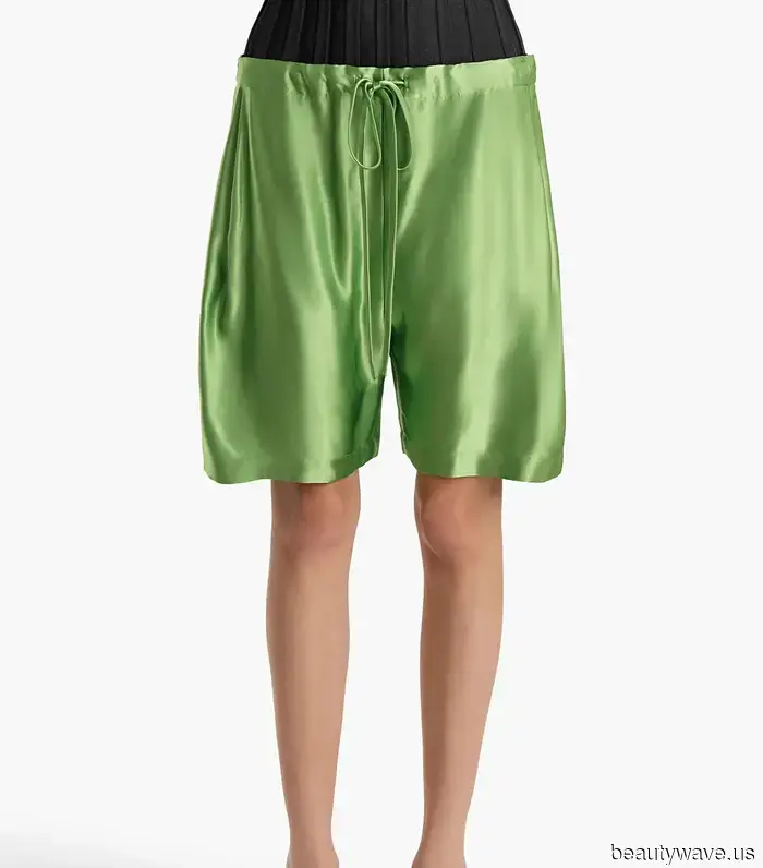 Apologies, Lace-Trimmed Shorts—This Trend for Fancy Shorts Is More 2026.