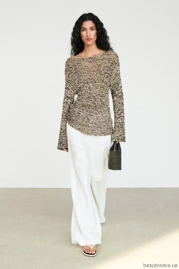 Il Top Estivo Sottile che le Persone di Moda Indossano con Pantaloni di Seta e Gonne Maxi