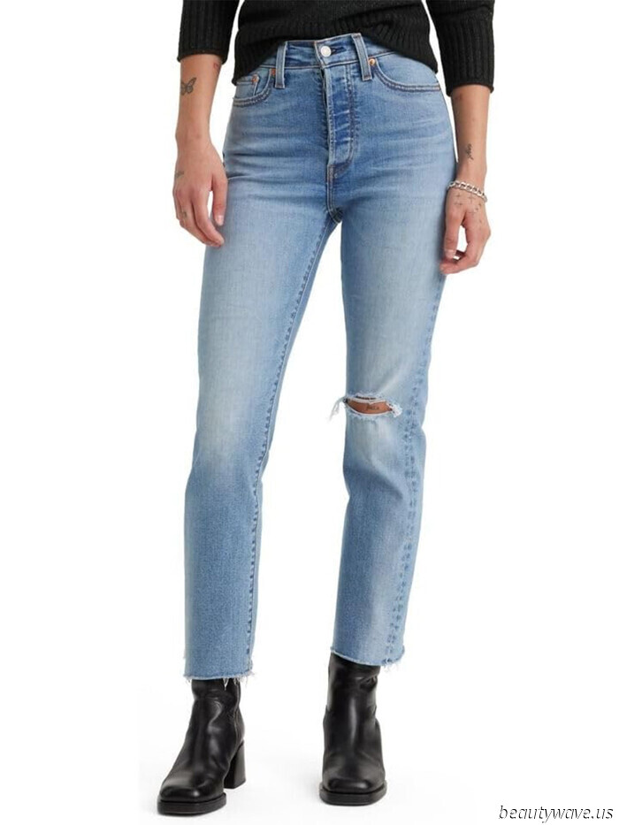 Nur damit du es weißt, *dies* ist der Denim-Trend, den New Yorker mit Loafers tragen (Entschuldigung, enge Jeans)