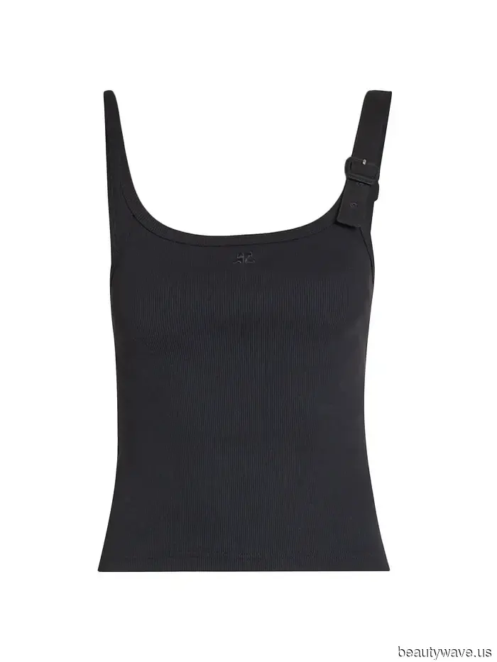 The Essential Basics to Pair with Jeans for an It Girl Look This Fall