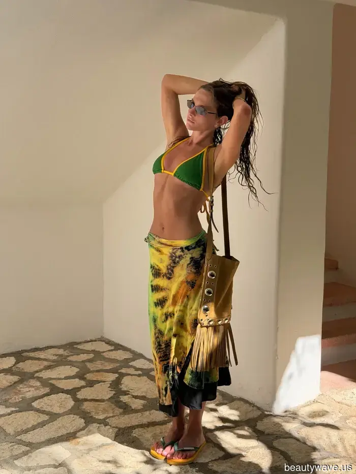 ¡Tankinis! ¡Tirantes Mínimos! ¡Shorts de Baño! 8 Tendencias de Trajes de Baño que Finalmente Están de Vuelta