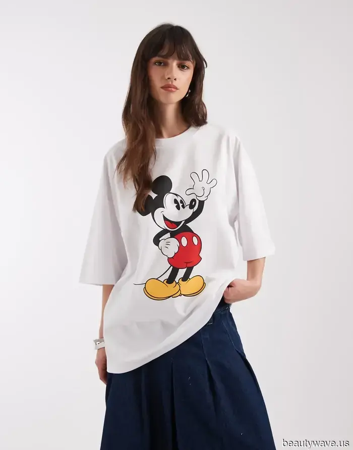 5 Spring Trends This Stylish Parisian Mom Adopts from Her Daughters