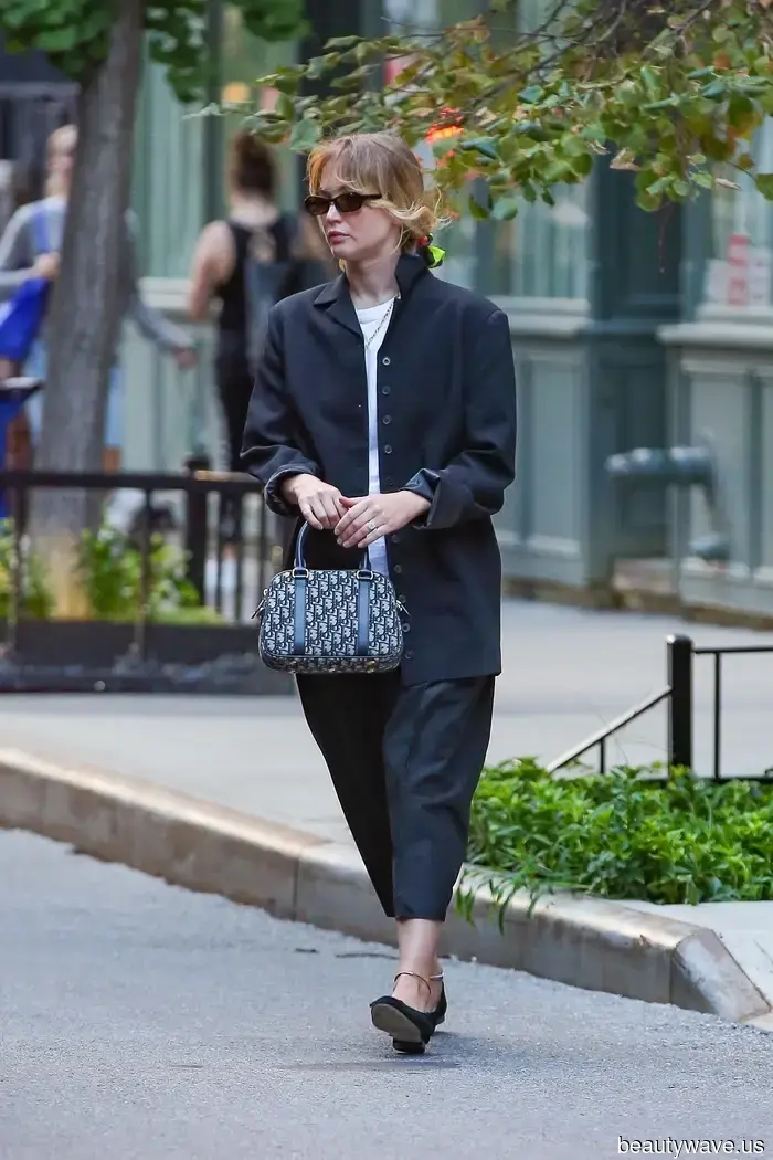 Dieser nostalgische Taschenstil ist plötzlich überall bei Promis zu sehen.