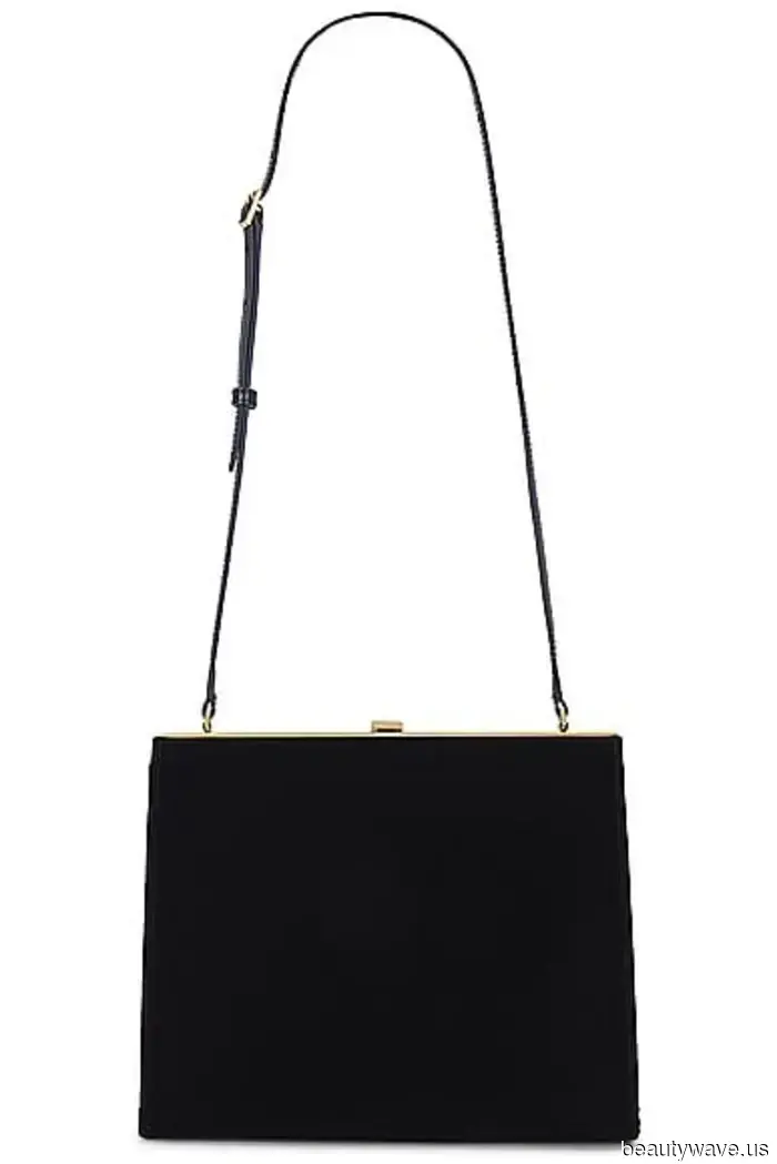 My style objective for 2026 is "Trendy, Yet Not Overly Trendy"—here are the first 7 outfits to kick things off.