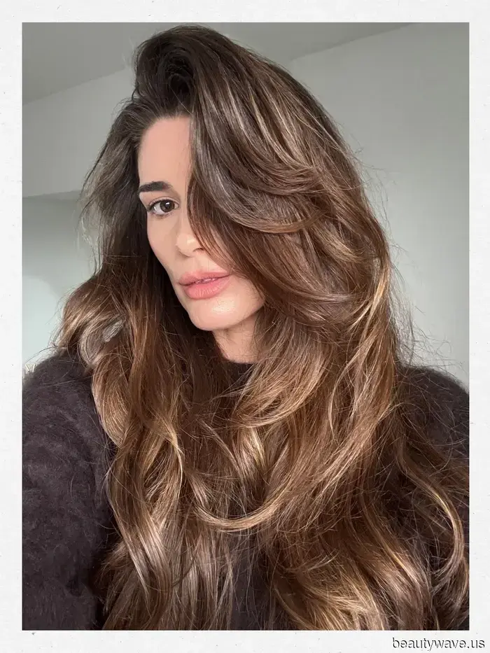 It's officially the season for bouncy blow-dries—here's how to achieve it at home.