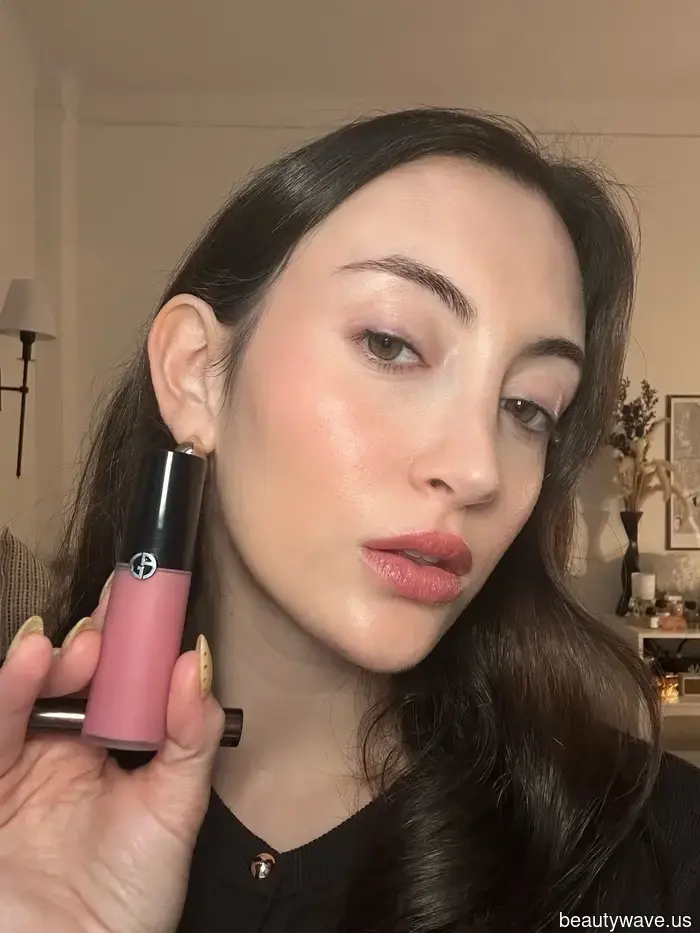 Я никогда не знала, какие оттенки румян действительно подходят моему тону кожи, пока не попробовала эти 10.