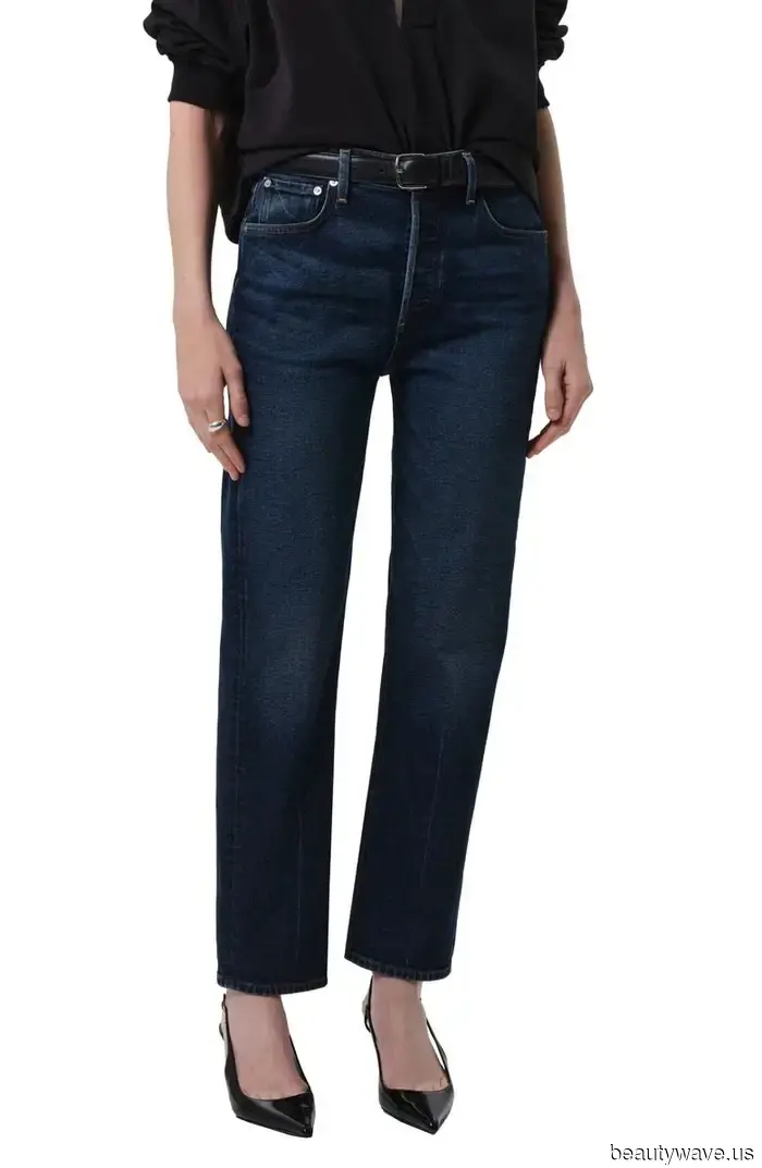 Sorry, I never pair these jeans with flats—these five denim and shoe combinations are more in style.