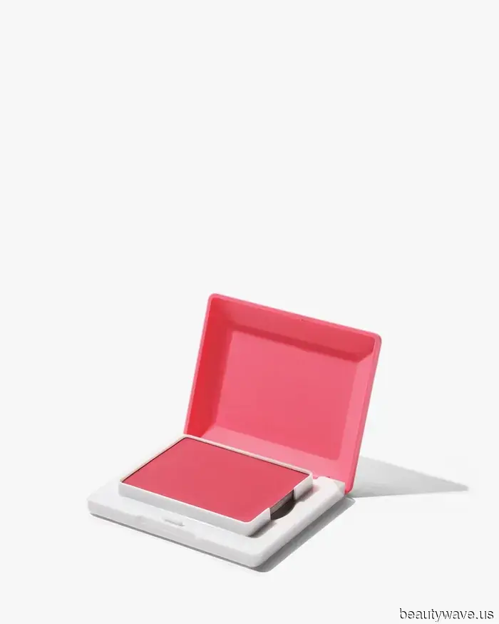 Zara Larssons Tour-Make-up ist überall auf meinem FYP&mdash;14 Produkte, um ihren extraterrestrischen Sirenenglanz nachzuschaffen.