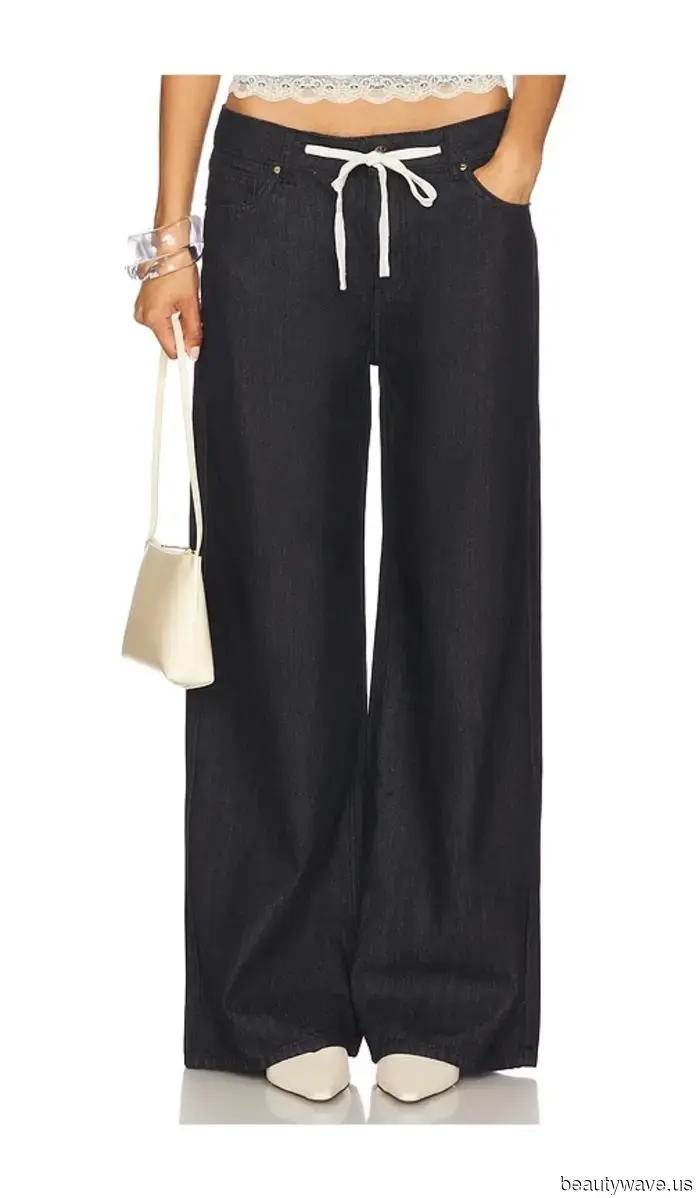 Ho impostato il limite di prezzo di ricerca Revolve a $150 e ho trovato questi 44 gioielli chic.